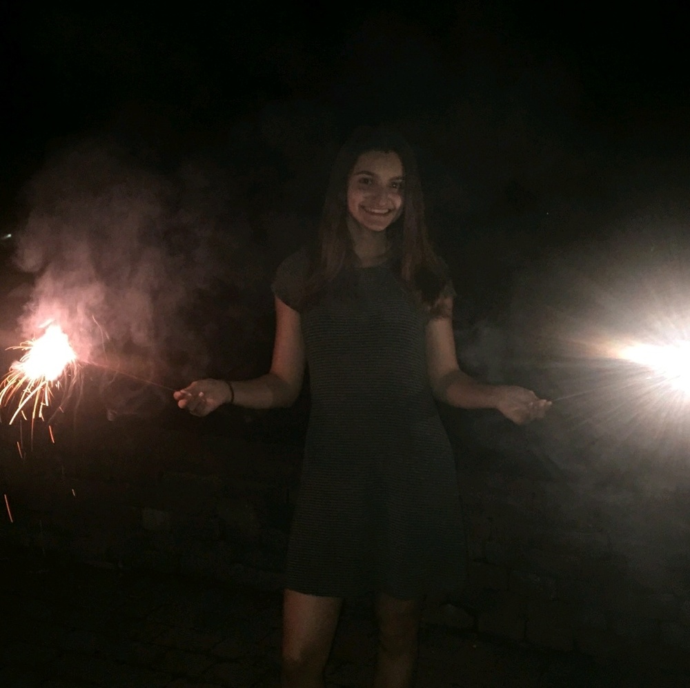 Meet your Posher, Elena